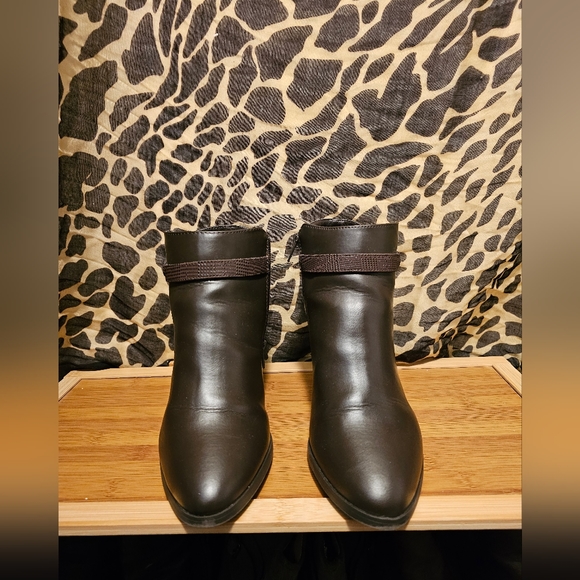 EUC Charter Club Women’s Pixxyp Deep Brown Booties Sixe 8.5 - Picture 7 of 11
